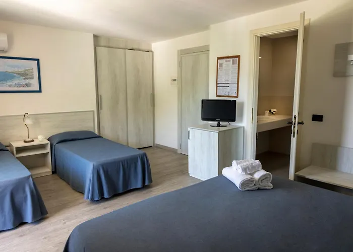 Del Faro - PugnochiusoAlbergo